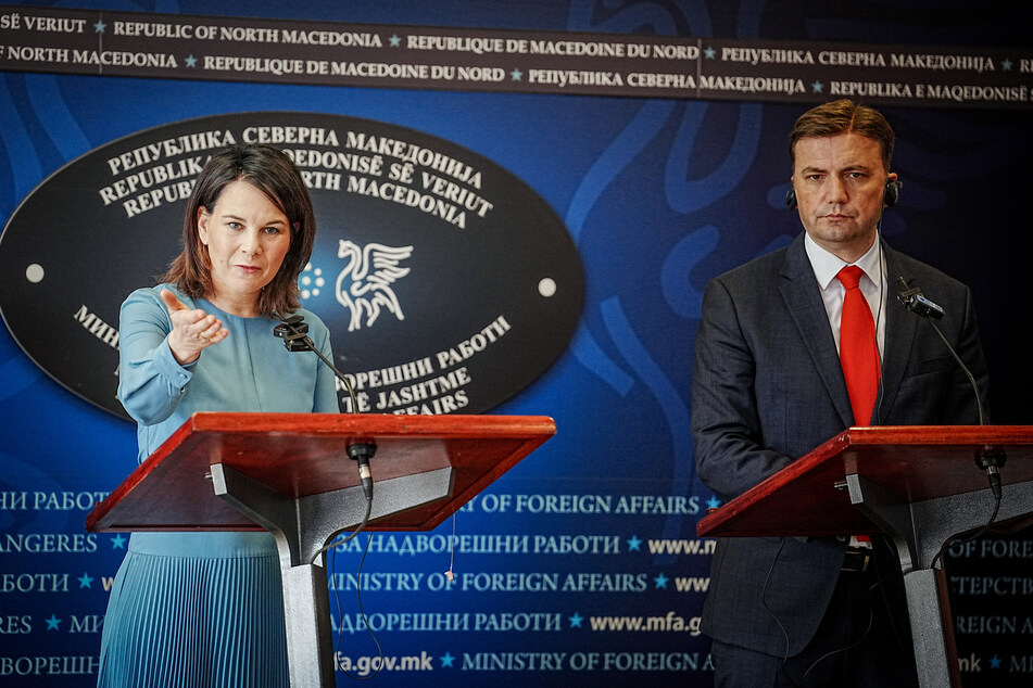 Außenministerin Annalena Baerbock (42, Grüne, l.) war zu Besuch in Nordmazedonien und bei ihrem Amtskollegen Bujar Osmani (r.).