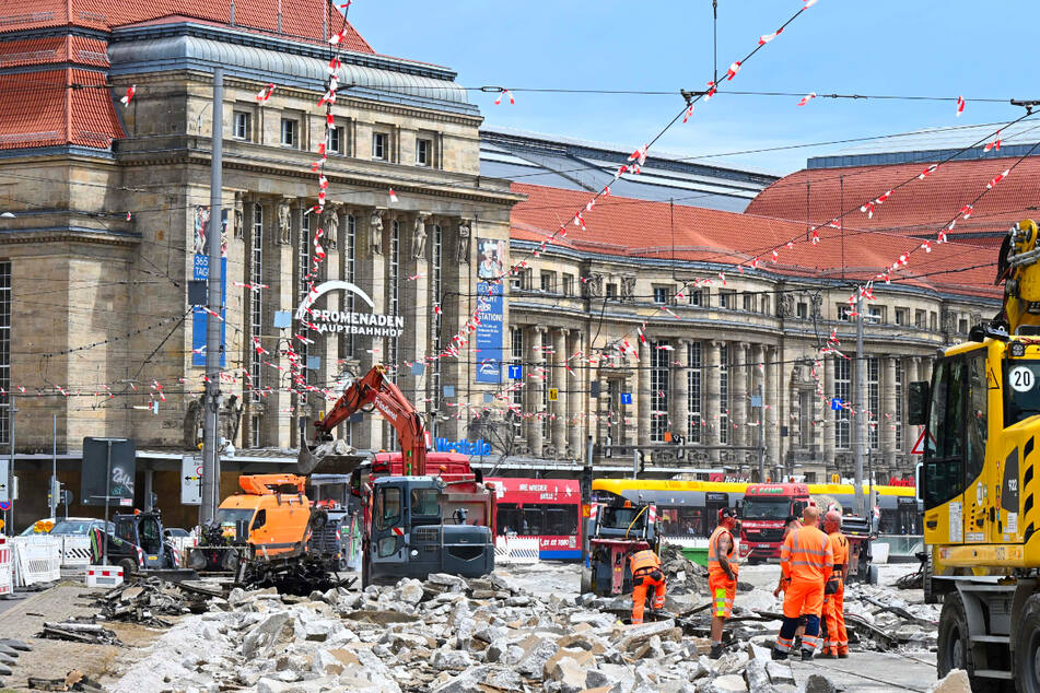Seit ein paar Wochen laufen am Hauptbahnhof wieder Bauarbeiten an den Gleisen.