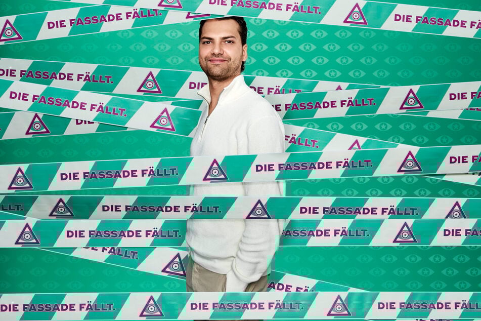 Schauspieler Jimi Blue Ochsenknecht (33) wird am Montag als große Überraschung ins "Promi Big Brother"-Haus einziehen.