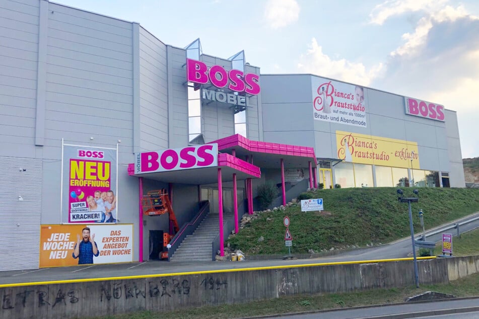 SB-Möbel Boss in Lichtenfels