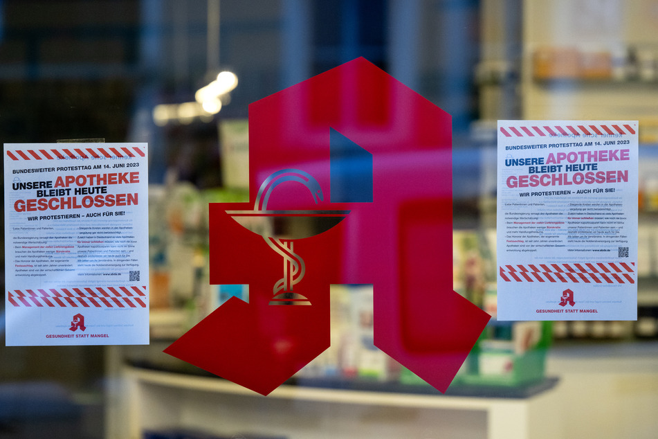Auch in Nordrhein-Westfalen bleiben am heutigen Mittwoch tausende Apotheken geschlossen. (Symbolbild)