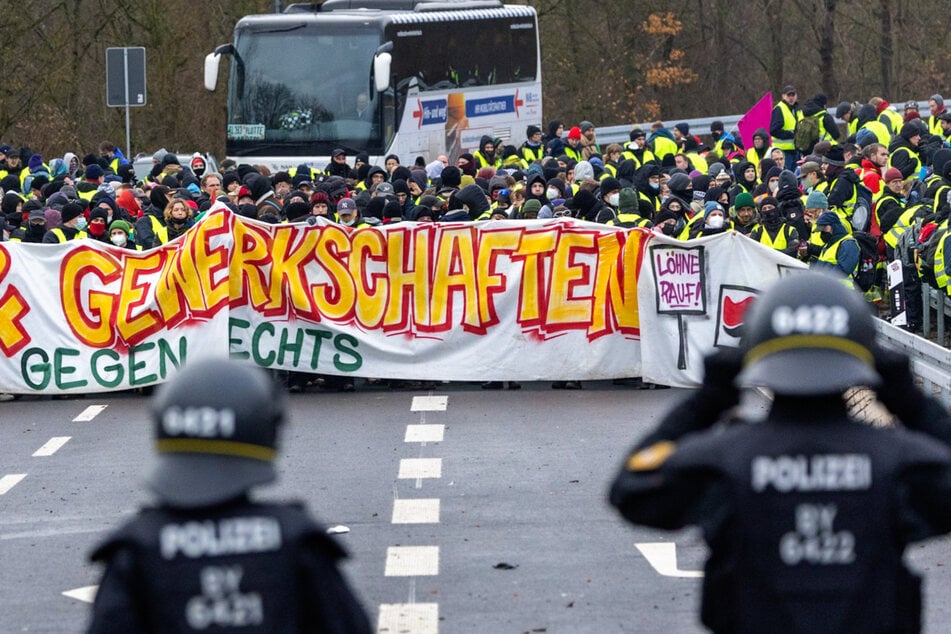 Im November 2025 protestierten in Gießen rund 25.000 Menschen gegen die Neugründung einer AfD-Jugendorganisation.