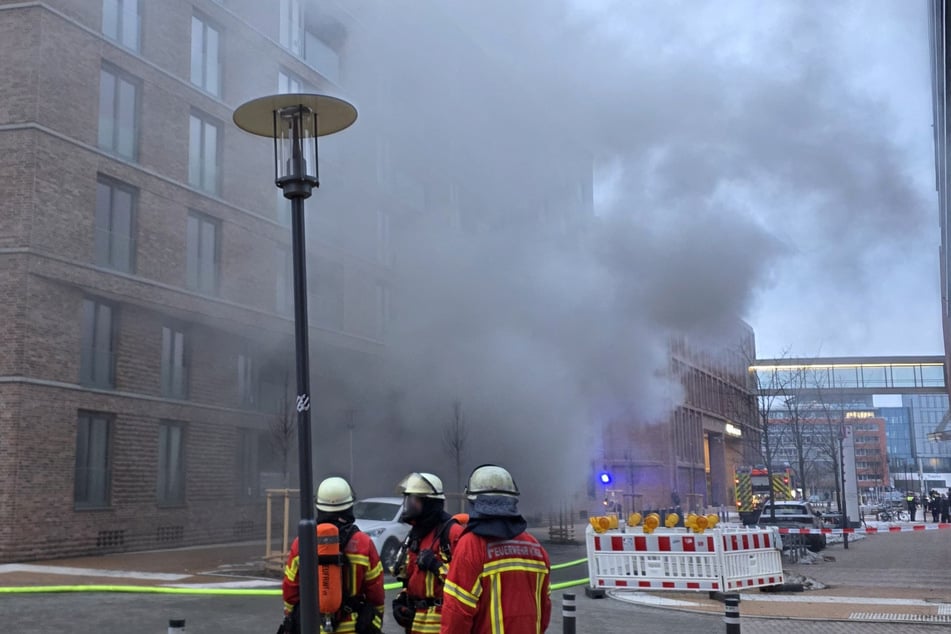 Feuerteufel am Werk? Erneut Flammen in Tiefgarage
