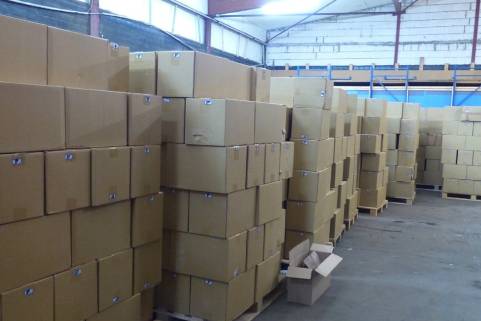 The smuggling of cigarettes caused a tax loss of almost 550 million euros.