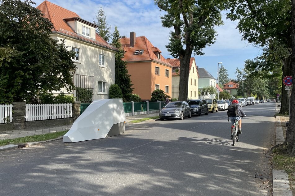 Auf der Kipsdorfer Straße gelten 30 km/h. Wer schneller fährt, könnte ein Blitzer-Foto kassieren.