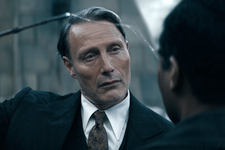 Mads Mikkelsen (60) spielte erst im dritten Teil von "Phantastische Tierwesen" den bösen Zauberer Grindelwald.