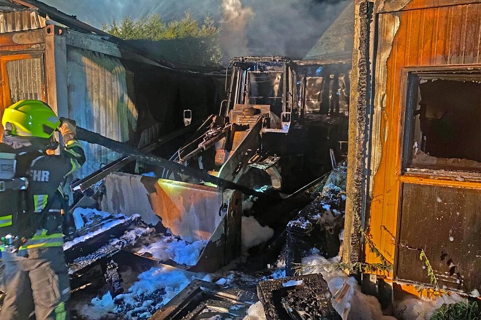 Durch den Brand entstand ein Schaden von etwa 60.000 Euro.
