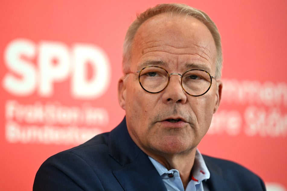 SPD-Fraktionschef Matthias Miersch (57) hatte zuvor über den Tod seines Genossen informiert.