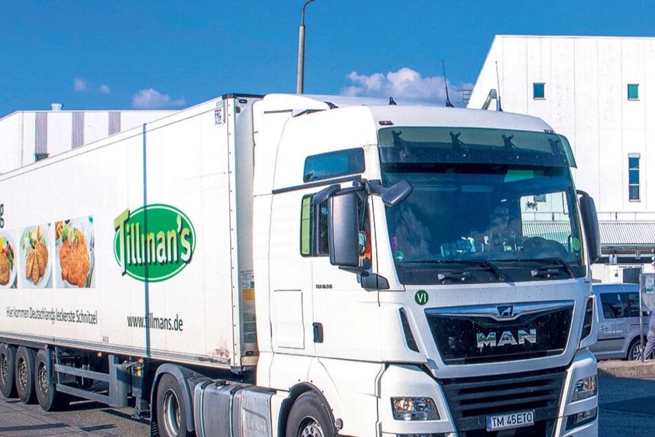 Für sächsische Schweinezüchter tabu: Im Schlachthof Weißenfels (Sachsen-Anhalt) halten derzeit fast ausschließlich Viehtransporte aus Nordrhein-Westfalen. Sächsische Züchter bleiben - im übertragenen Sinn - auf ihren Schweinen sitzen.