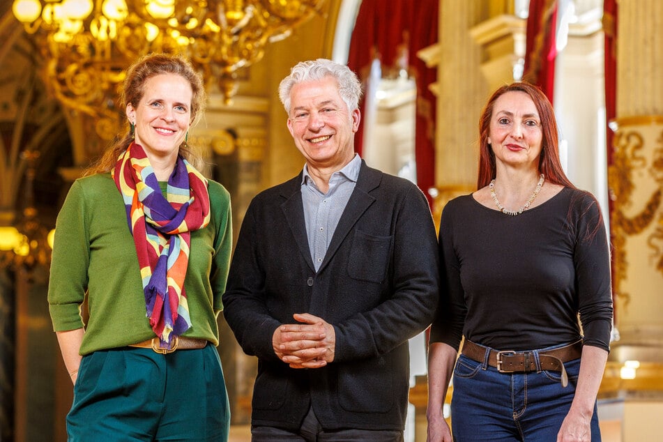 Drei Kräfte für eine gute Sache: Intendantin der Semperoper Nora Schmid (47, l.), Friedenspreis-Initiator Peter Ufer (62), Choreografin Katja Erfurth (55).