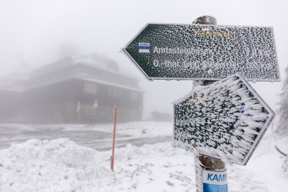 Der Winter ist zurück in Sachsen! Hier fielen einige Zentimeter Neuschnee