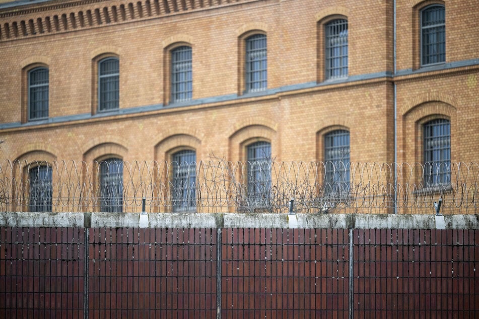 Die Justizvollzugsanstalt Moabit will mit neuen Maßnahmen der Gefahr begegnen, dass Häftlinge nur noch den Tod als Ausweg sehen.