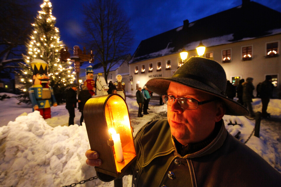 Olbernhaus Kultur-Chef Udo Brückner (51) will erst zu Lichtmess die Lichter auspusten.