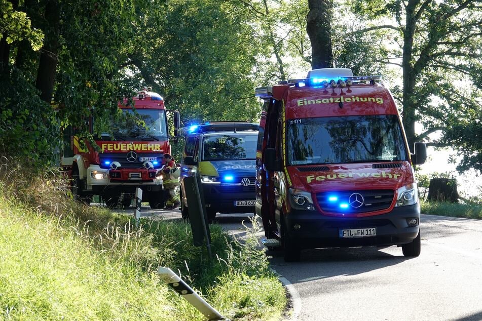 Zahlreiche Einsatzkräfte waren vor Ort, um die Unfallstelle abzusichern.
