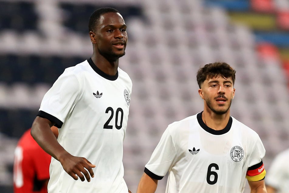 Ilyas Anah (20, l.) macht auch in der U21 weiter und traf gegen Albanien.