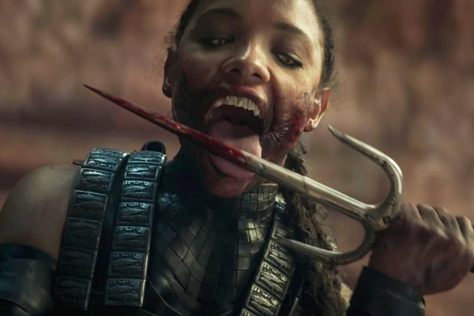 Auch Mileena (Sisi Stringer) darf ihre Kampffähigkeiten in der Videospielverfilmung "Mortal Kombat" unter Beweis stellen.
