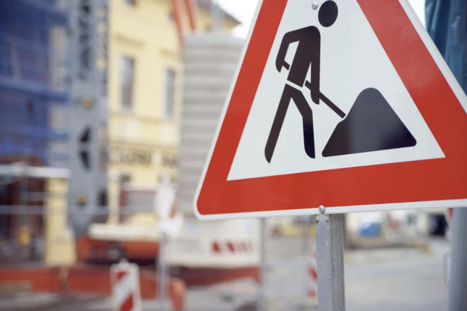 Ob die Baustelle ausreichend gesichert war, soll nun geprüft werden. (Symbolfoto)
