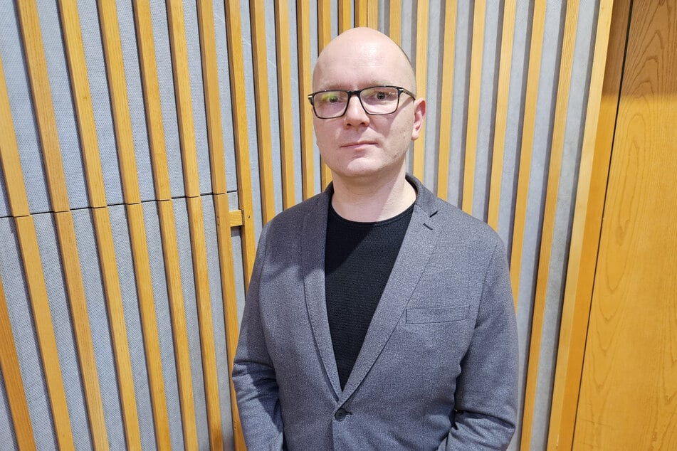 Auch Vater Nick Pruditsch (38) appellierte an den Rat, den Jugendtreff zu retten.