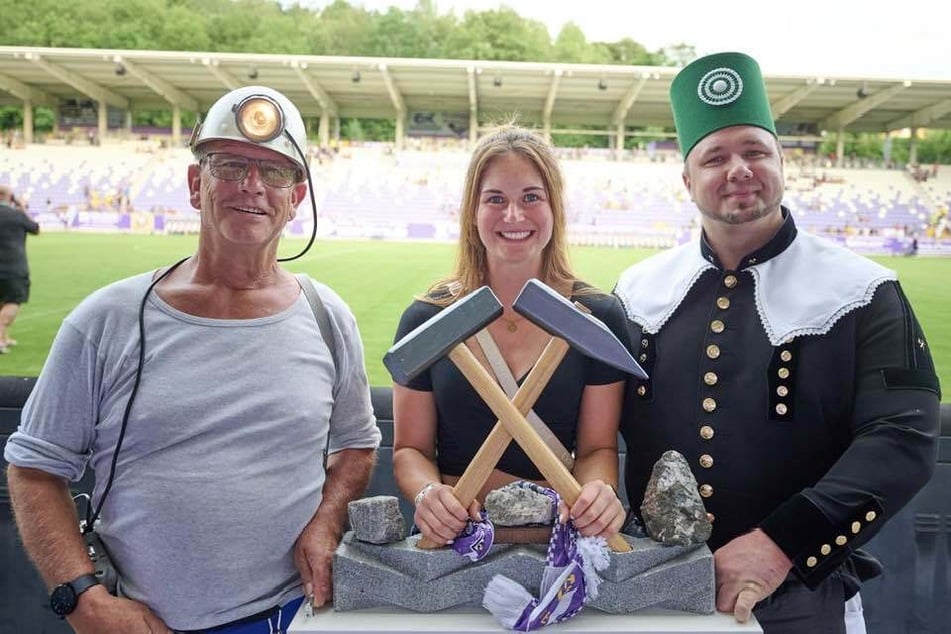 Rodel-Queen und FCE-Fan Julia Taubitz (29) ist mit ihrer Leistung bei den Olympischen Winterspielen eine Inspiration für die im Abstiegskampf befindlichen Veilchen.
