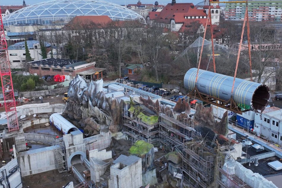 Letztes Puzzlestück für neue Zooattraktion schwebt ein: "Logistisch eine Meisterleistung"
