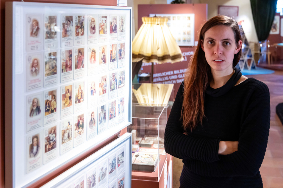 Museumsleiterin Tina Reitz (33) setzte 1000 Euro Belohnung für die Wiederbeschaffung der Spielkarten aus.