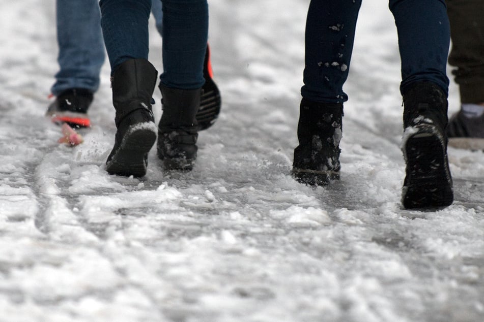 Sohn musste zusehen: Vater stürzt auf eisigem Weg zur Enzianhütte in den Tod