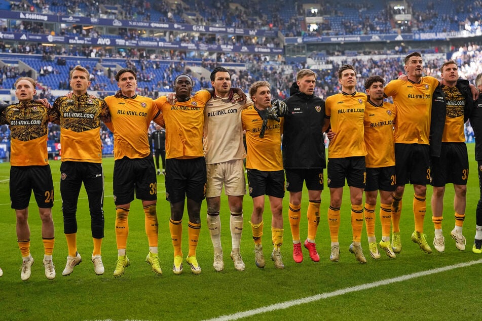Auf Schalke drehte Dynamo Dresden einen 0:2-Rückstand noch in ein 2:2 und feierte sich im Anschluss zu Recht.