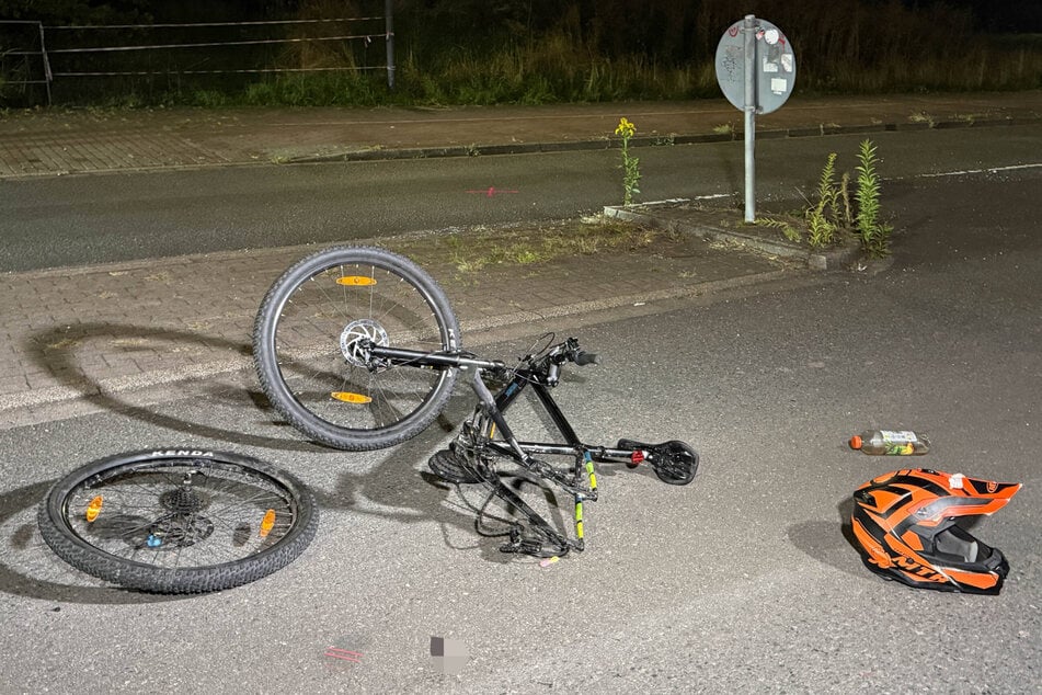 Bei dem Unfall wurde die 17-jährige Radfahrerin so schwer verletzt, dass für sie jede Hilfe zu spät kam.