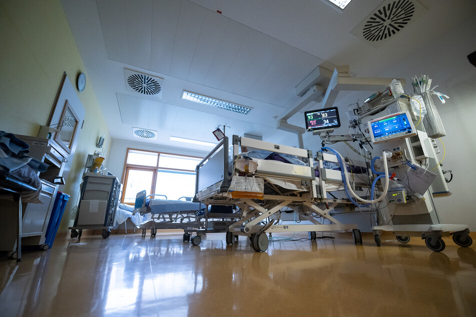 In den kommenden Wochen wird NRW einige Betten für Corona-Patienten aus anderen Bundesländern bereitstellen. (Symbolbild)