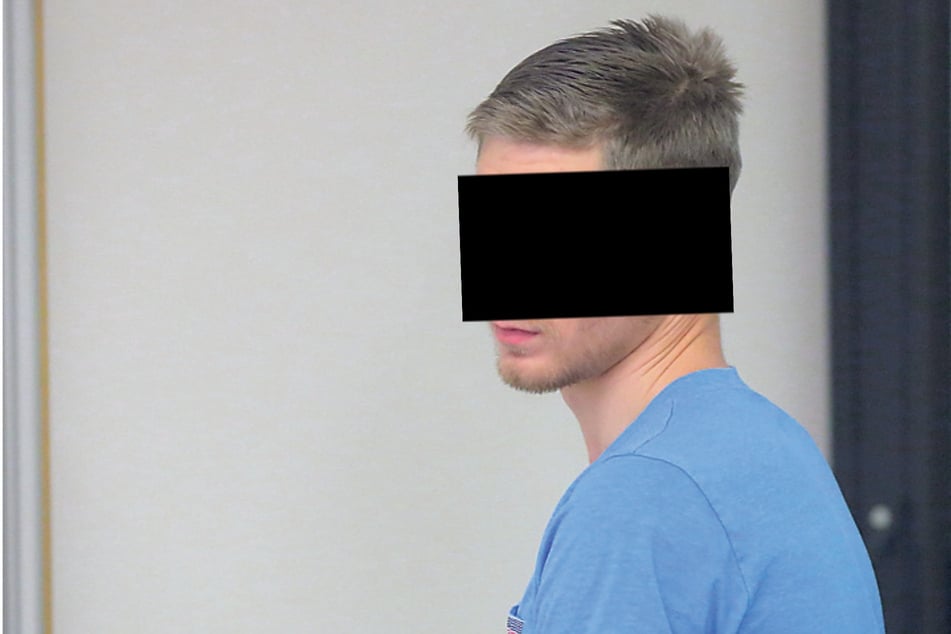 Dominik K. (20) hatte selbst eine schwere Kindheit. Ob er schuldig ist an den Verletzungen des Babys, wird das Gericht kommende Woche entscheiden.