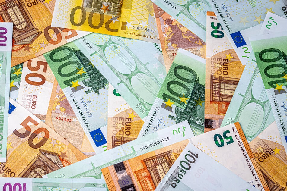 Eine Frau (38) aus dem Vogtland räumte sagenhafte 750.000 Euro ab. (Symbolbild)