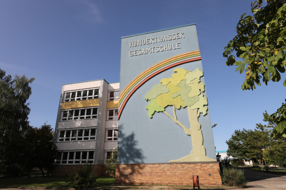 Außenansicht der Hundertwasser-Gesamtschule.
