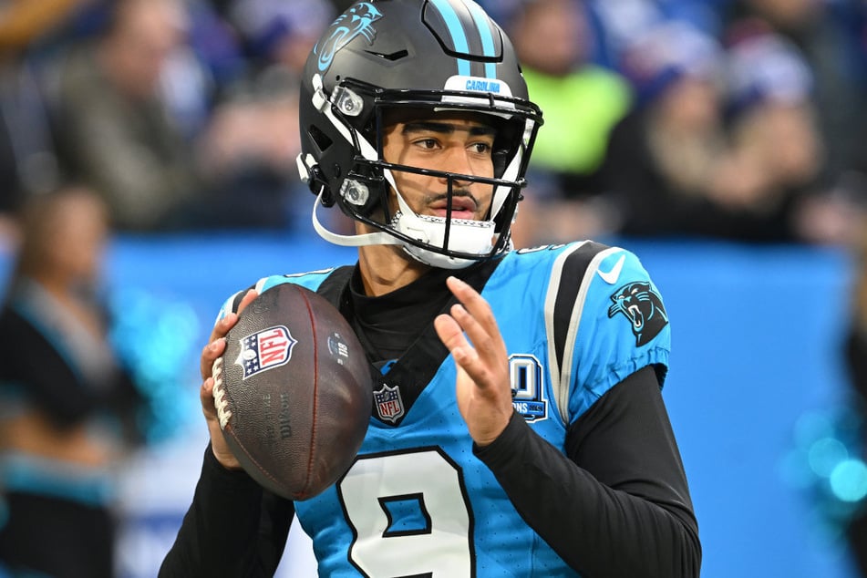 Panthers-Quarterback Bryce Young brachte seine Mannen mit einem erfolgreichen Pass in die Endzone in Führung.