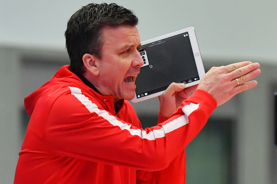 Engagiert am Spielfeldrand: DSC-Chefcoach Alex Waibl (52).
