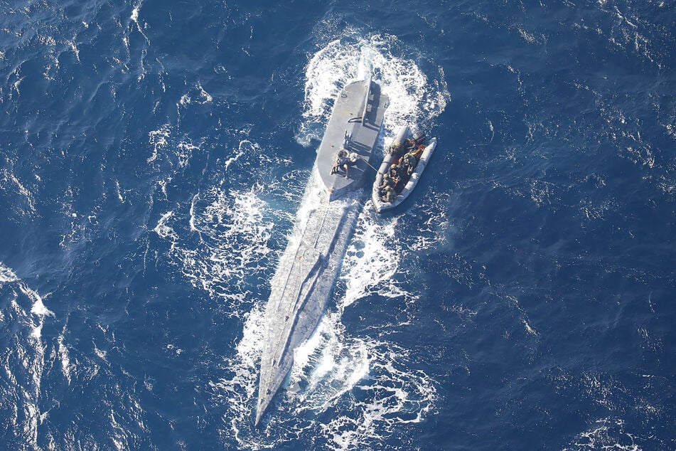 Die portugiesische Marine bekam während der Operation Unterstützung von der Luftwaffe und Behörden aus den USA und Großbritannien.