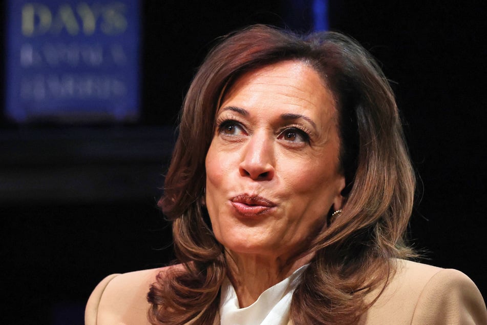 Kamala Harris sparks comeback rumors with relaunch of HQ account