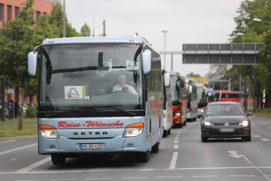 Der Buskorso auf dem Weg in die Innenstadt.