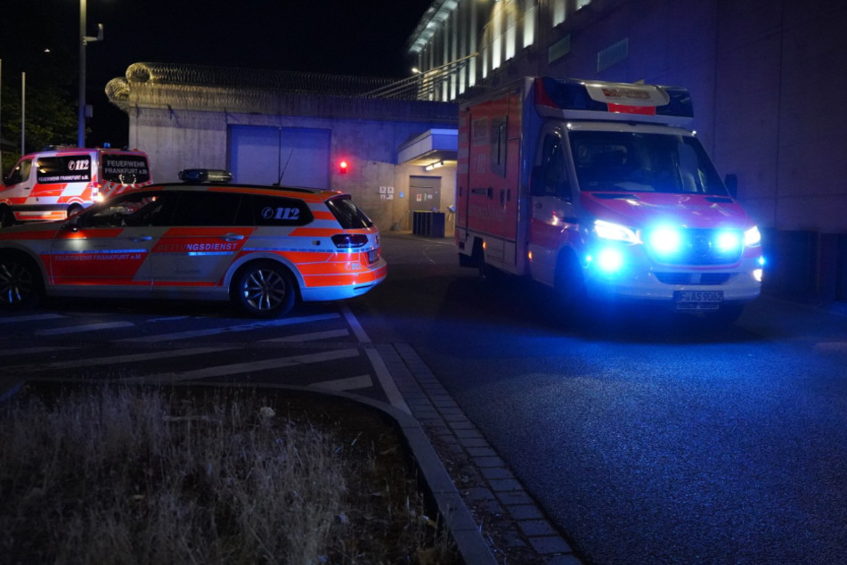 Die Feuerwehr war mit 45 Einsatzkräften vor Ort und konnte das Feuer schnell unter Kontrolle bringen.