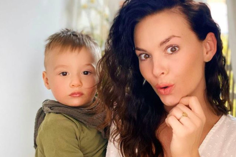 Denisé Kappés (29) mit ihrem Söhnchen Ben-Matteo.