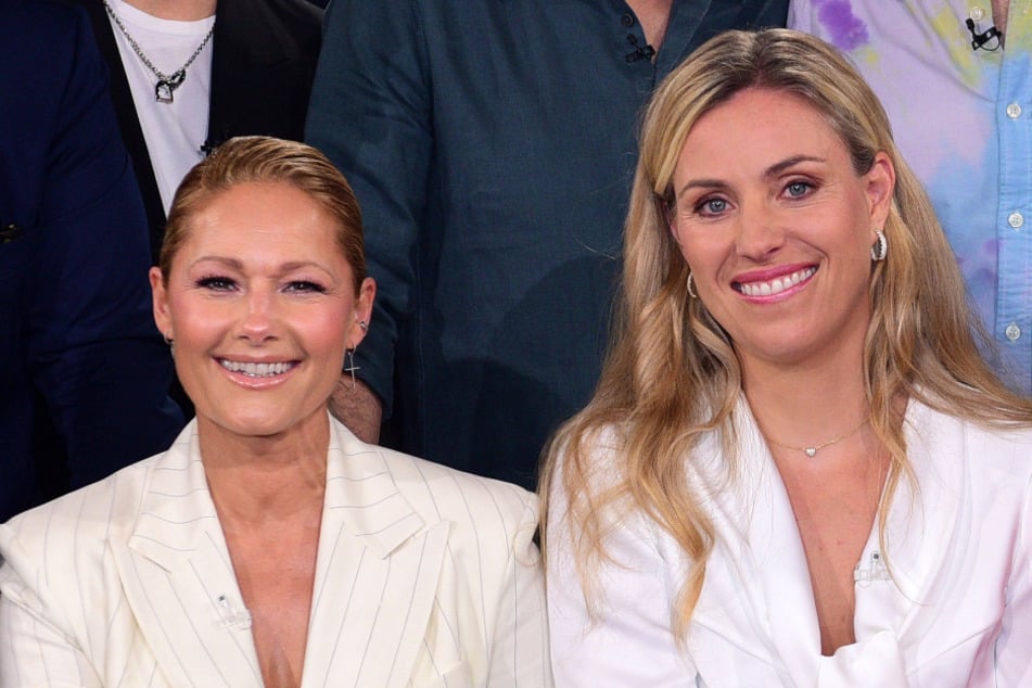 In der "NDR Talk Show" verriet Kerber (r.), dass die Musik der ebenfalls anwesenden Helene Fischer (41) stets Teil ihrer Routine gewesen sei.