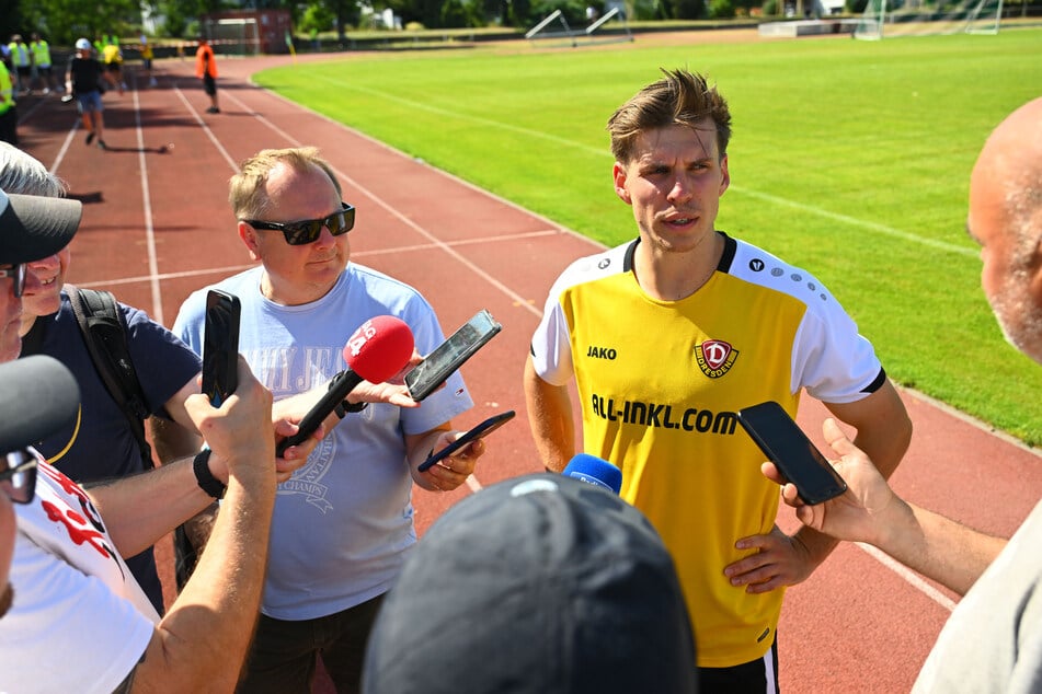 Alexander Rossipal (29) war der einzige Neuzugang gestern und daher im Fokus der Medien.
