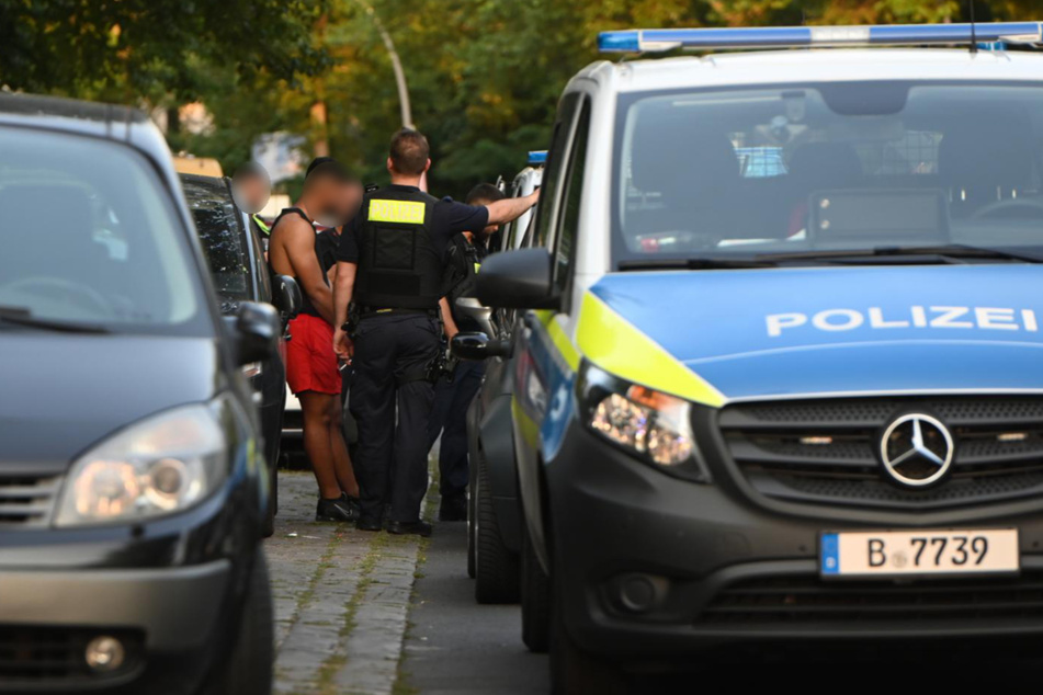 Die Polizei konnte die drei mutmaßlichen Täter in der Nähe des Bades ausfindig machen.
