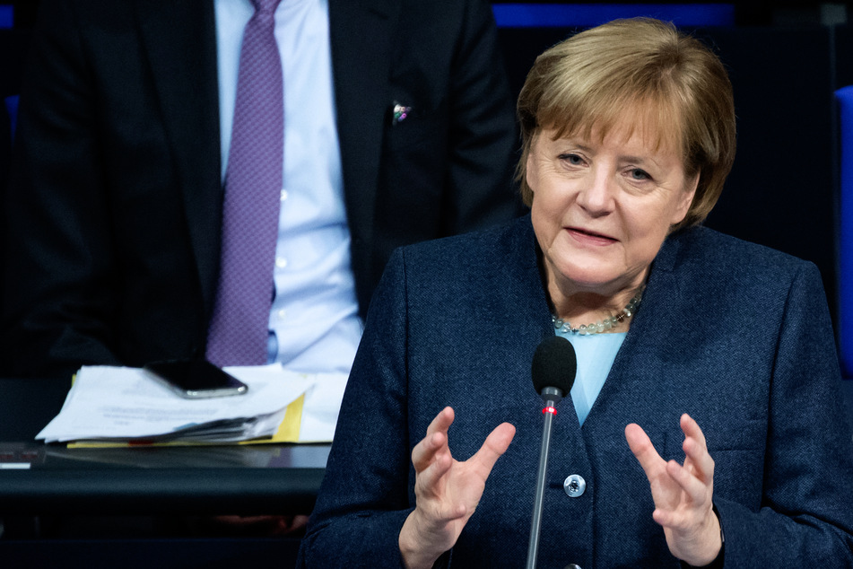 Angela Merkel (66, CDU) griff rigoros durch und verbietet ab Montag Landungen aus Großbritannien.