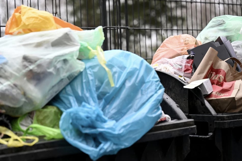 Trotz Warnstreik soll der Müll in Erfurt dennoch abgeholt werden. (Symbolfoto)