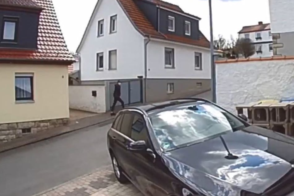 Die Tat wurde auf Video aufgezeichnet.