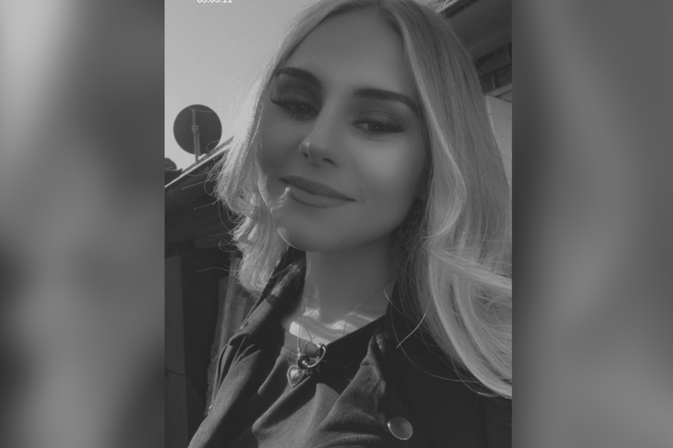 Mit verändertem Aussehen meldete sich Estefania Wollny (20) bei ihren Fans und teilte ein Foto von sich.