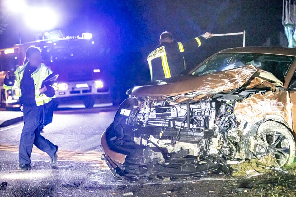 Auf Drogen, ohne Führerschein: Autodieb rast auf Polizisten zu, dann fällt ein Schuss