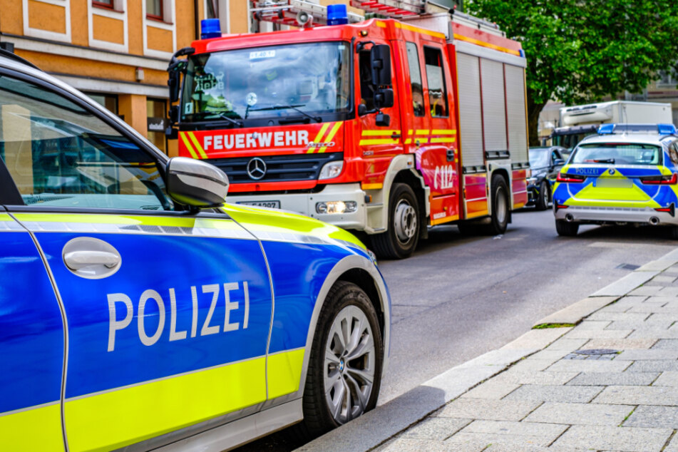 Die Feuerwehr in Magdeburg konnte einen Mann aus seiner brennenden Wohnung befreien. (Symbolbild)
