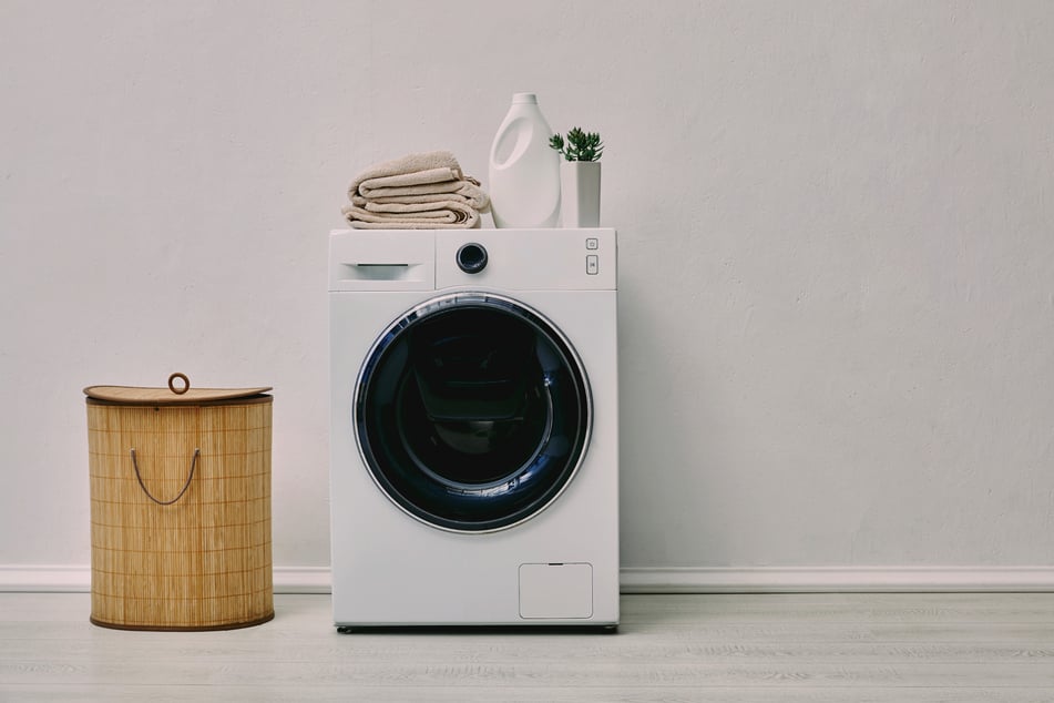 Como la única lavadora del edificio de varias viviendas había dejado de funcionar, Elie tuvo que ser creativo. (Foto simbólica)