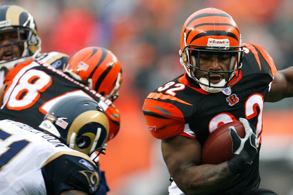Rudi Johnson, former NFL star running back with the Cincinnati Bengals, has passed away.